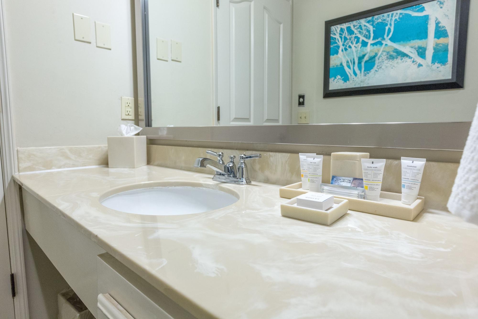 Cambria Landing Inn And Suites Екстериор снимка