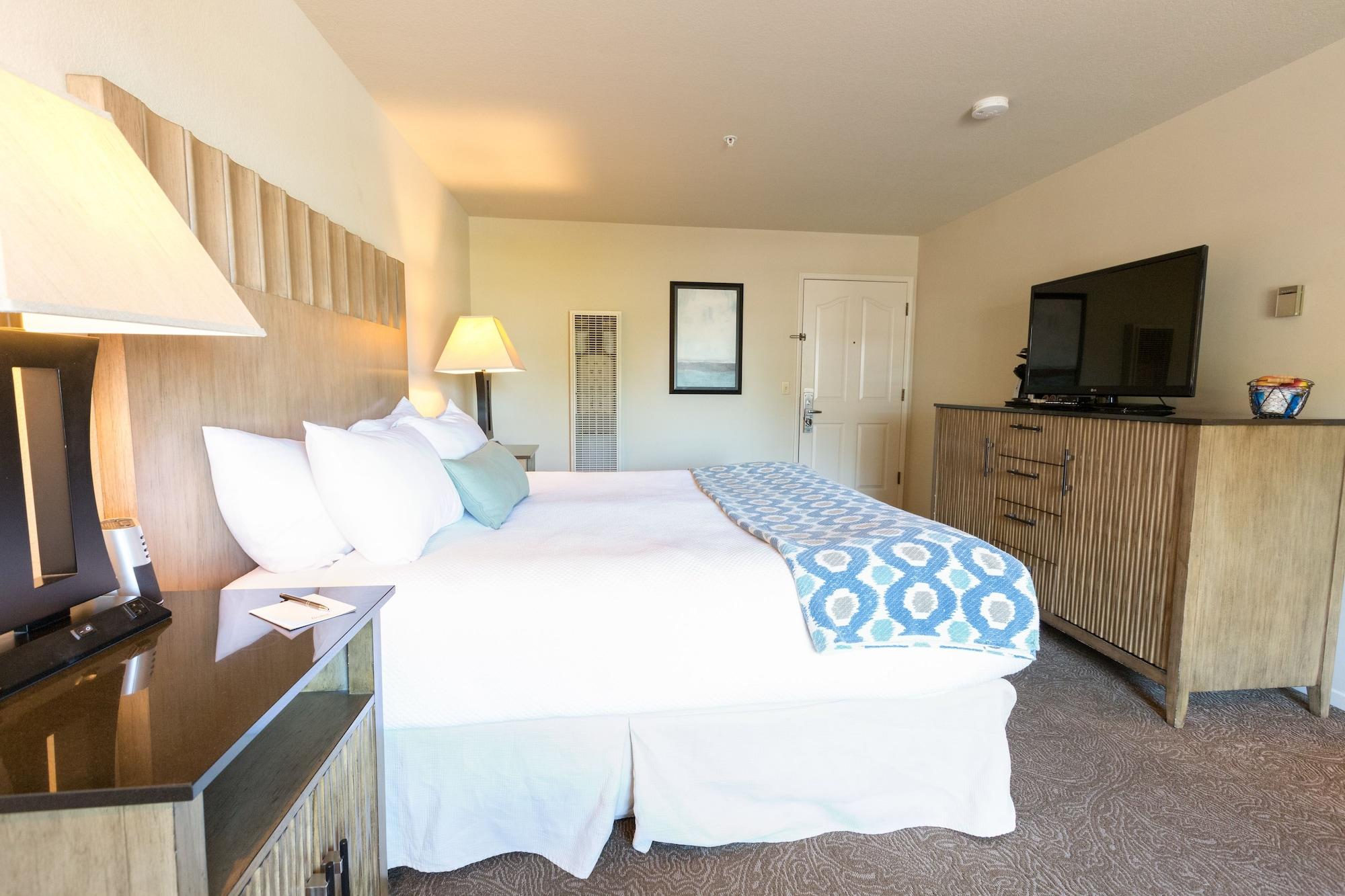 Cambria Landing Inn And Suites Екстериор снимка
