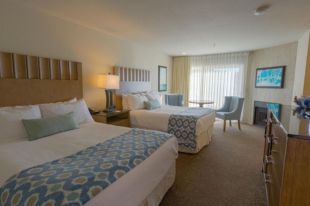 Cambria Landing Inn And Suites Екстериор снимка